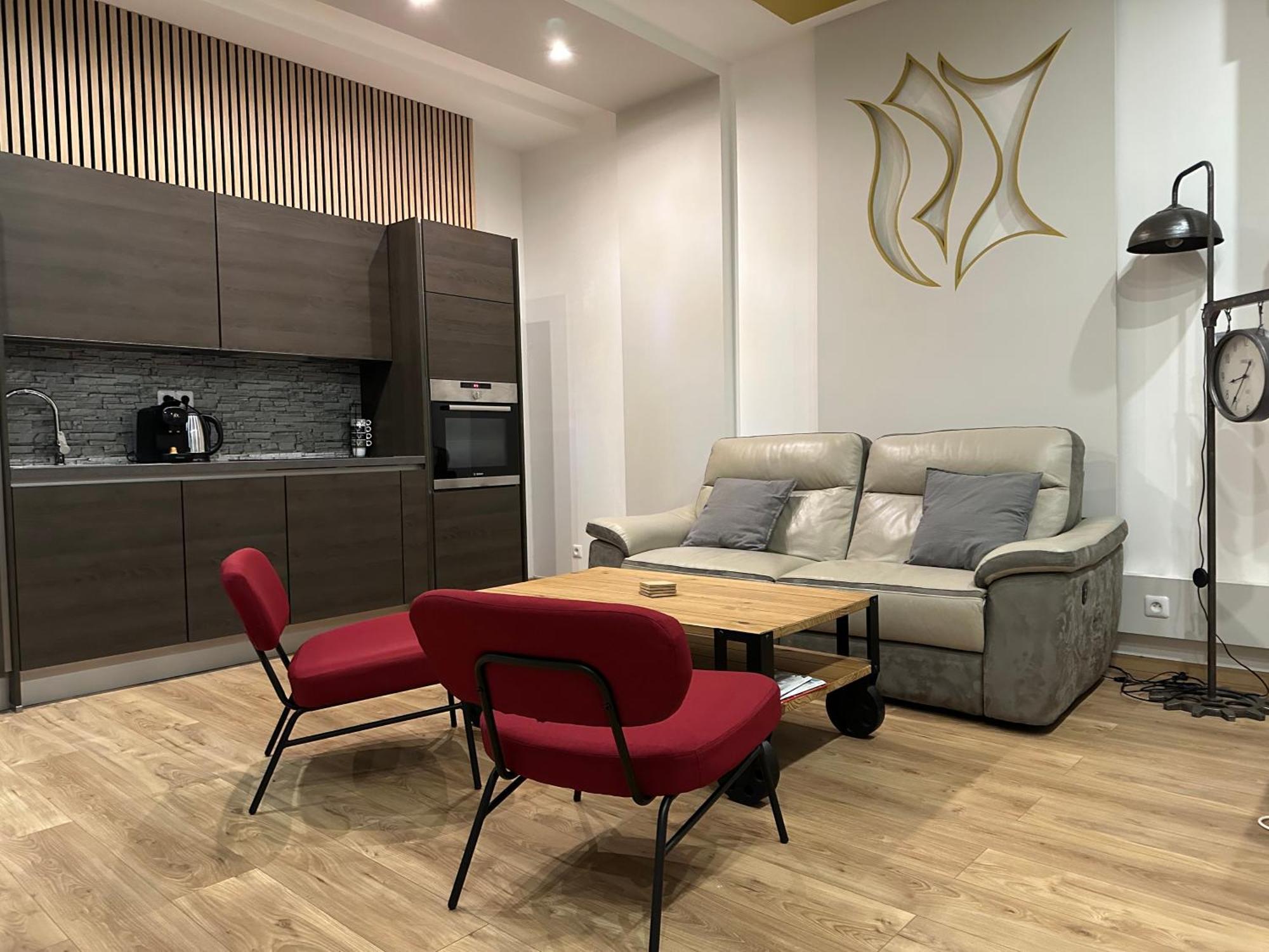 Serenity Resident Maison Metz Gare Av Foch Buitenkant foto